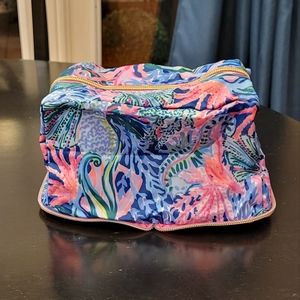 NWT LILLY PULITZER- Packable Cosmetic Case High Tide/Bringing Mermaid Back